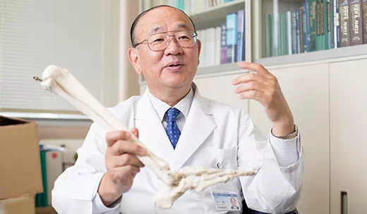 教授 田中 康仁先生